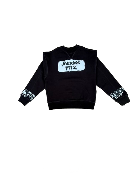 NEVER FITTED IN CREW NECK