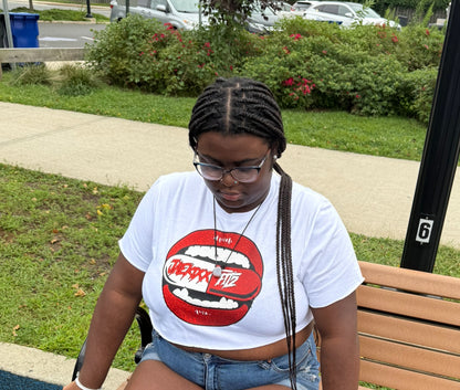 LIPS CROP TOP