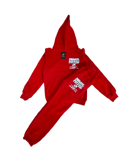 NEVER FITTED IN SWEATSUIT