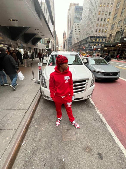 NEVER FITTED IN SWEATSUIT