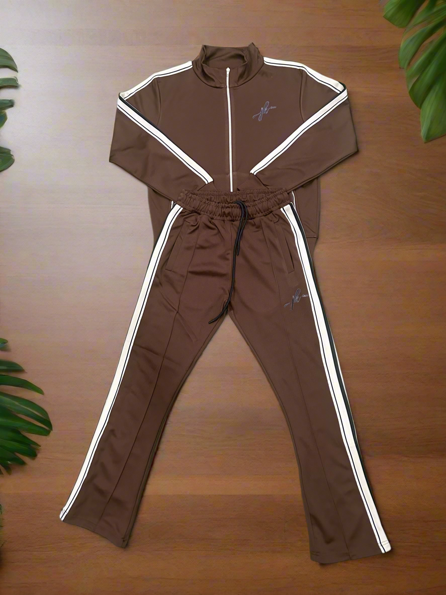 Jaekixx tracksuit